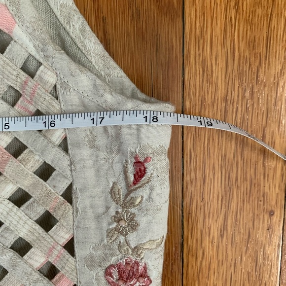 Vintage linen beaded embroidered vest - Picture 8 of 9